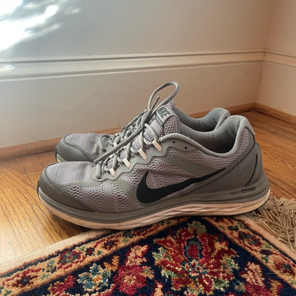 Mens Nike Sneakers 12.5